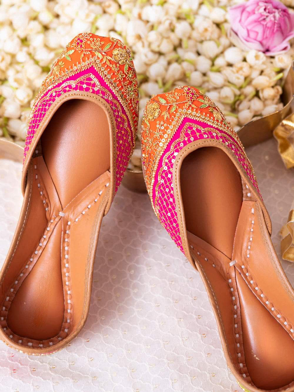 "Opulent Gleam" – Embellished Jutti by Gold n Fibre "Opulent Gleam" – Embellished Jutti by Gold n Fibre